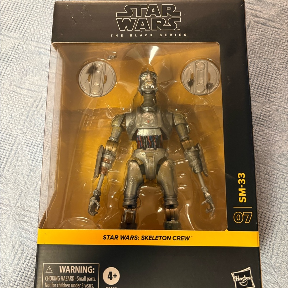 Hasbro‎ Star Wars Skeleton Crew SM-33 Action Figure - Silver and Gold Accents